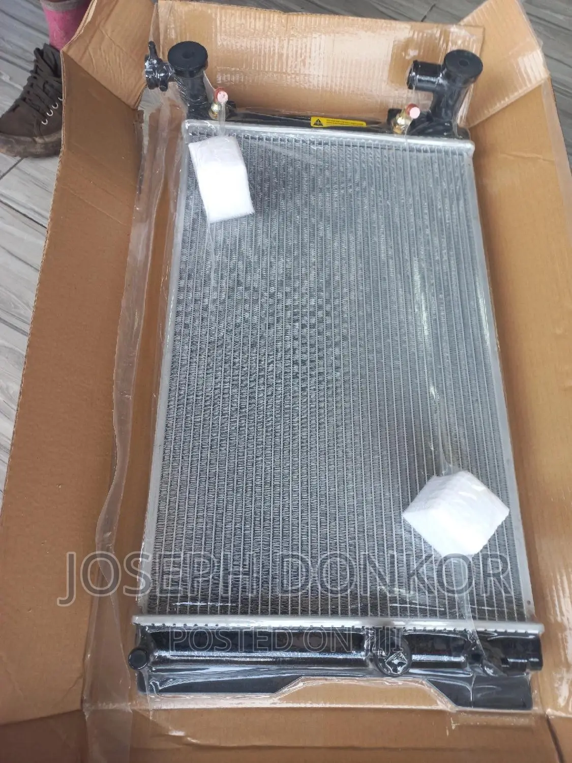 Corolla 2014,2015,2016,2017,2018 Radiator Tank