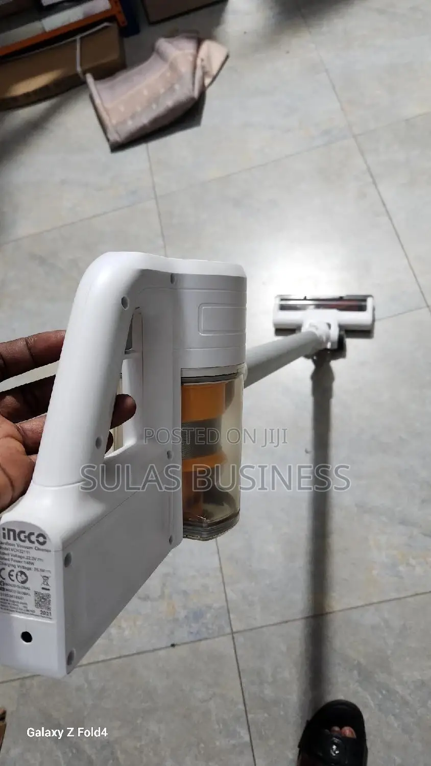 Cordless Vacuum Cleaner