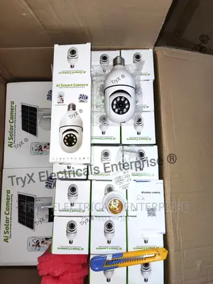 Indoor PTZ Wifi Camera + 64gb Sd