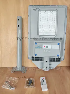 800W Solar Street Light - Aurora Lens