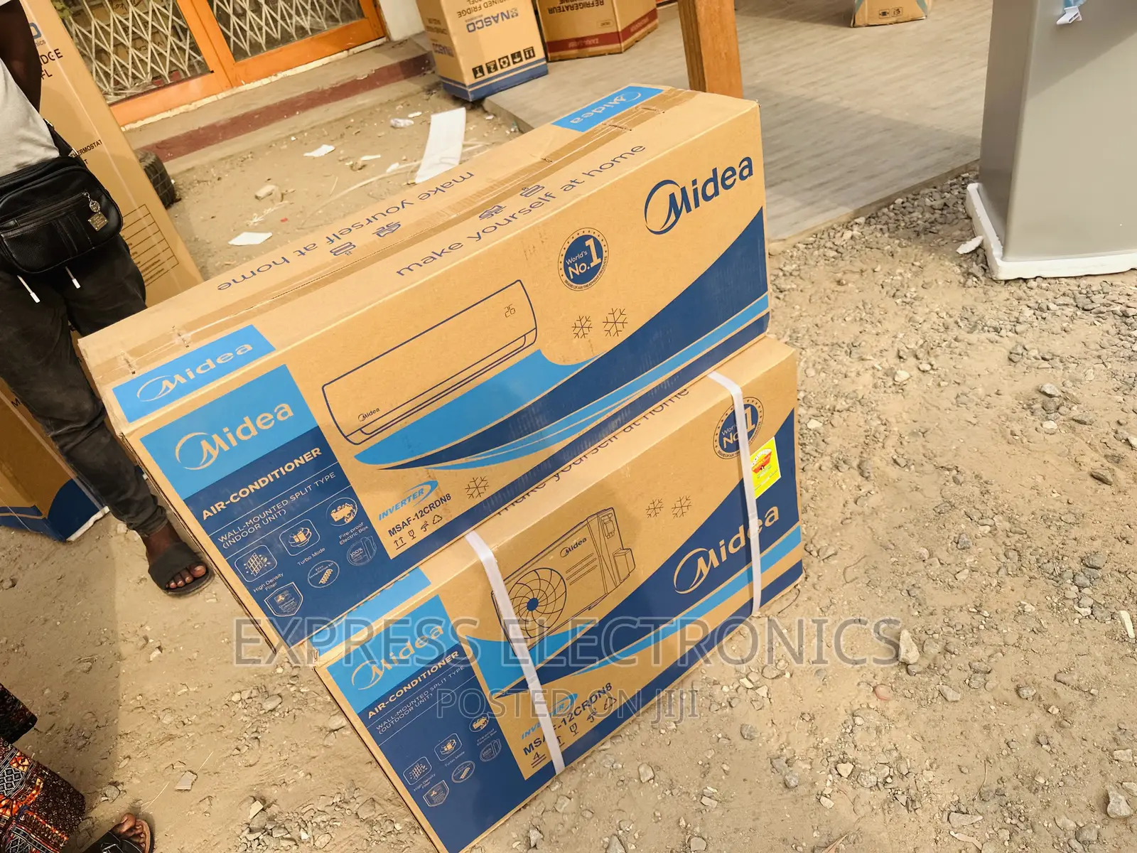 Grab. A Deal. On Midea. AC Split 1.5hp