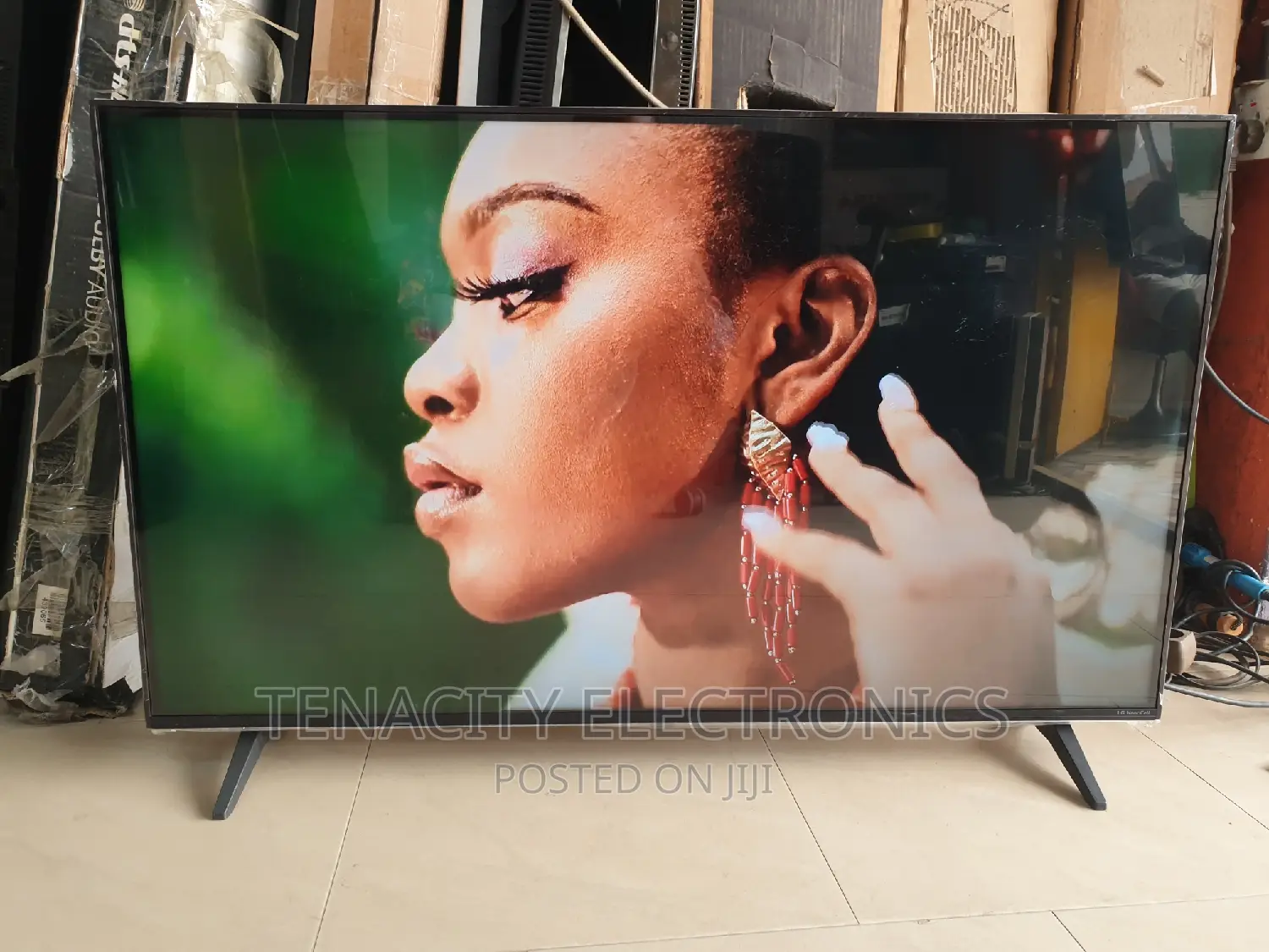 43"Lg _Nanocell Uhd HDR Smart Satellite Tv