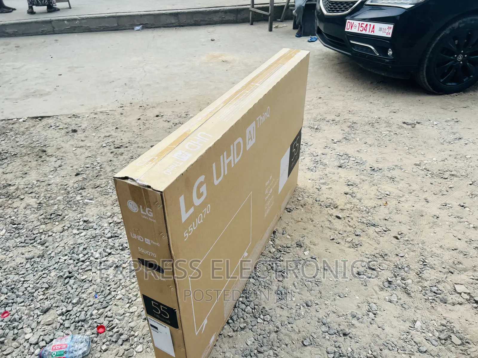 Glossy Sleek Slim UHD Smart. LG TV 55”UR73