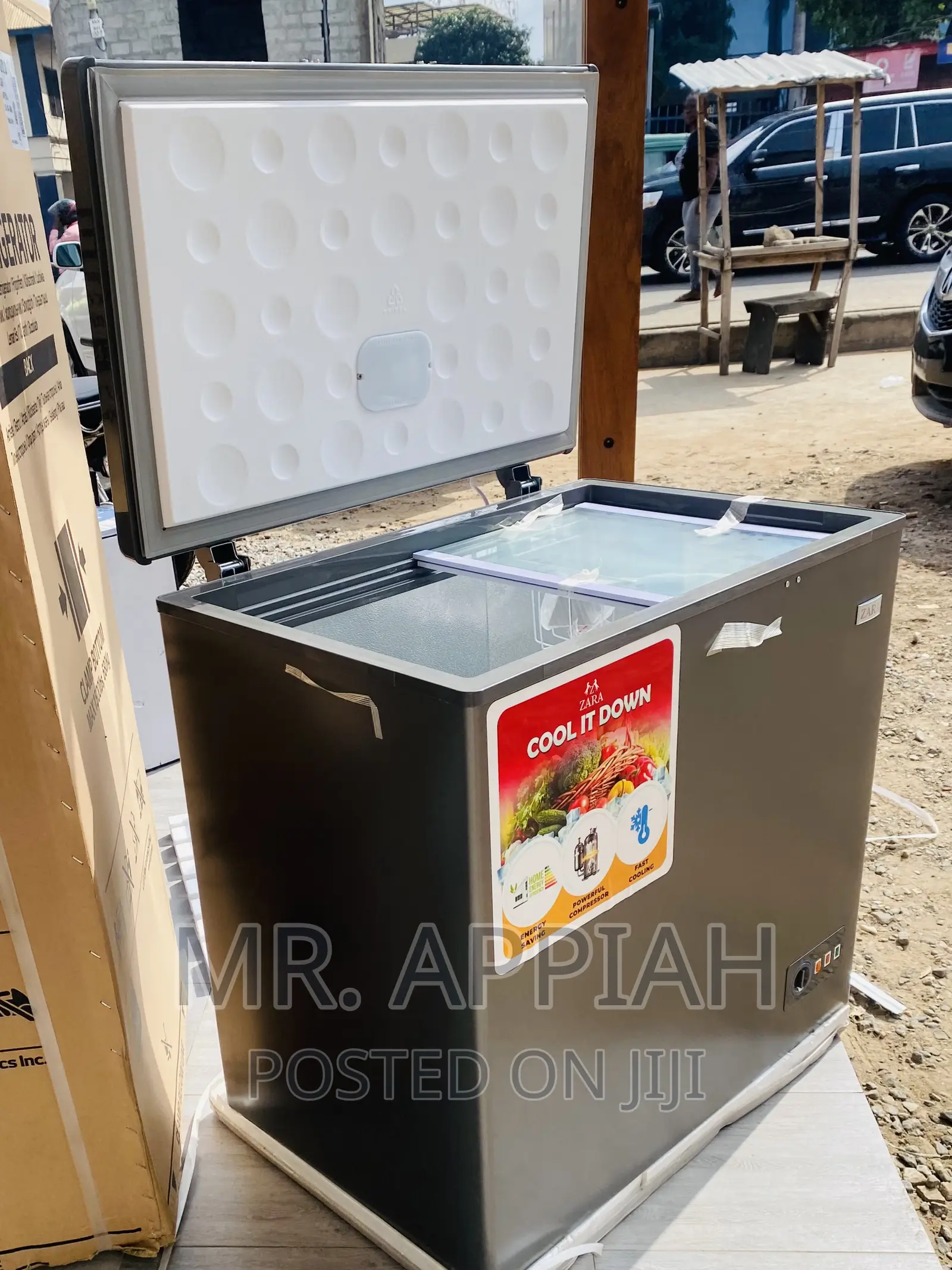 Classic Design Zara 260 Single Door Electric Chest Freezer.