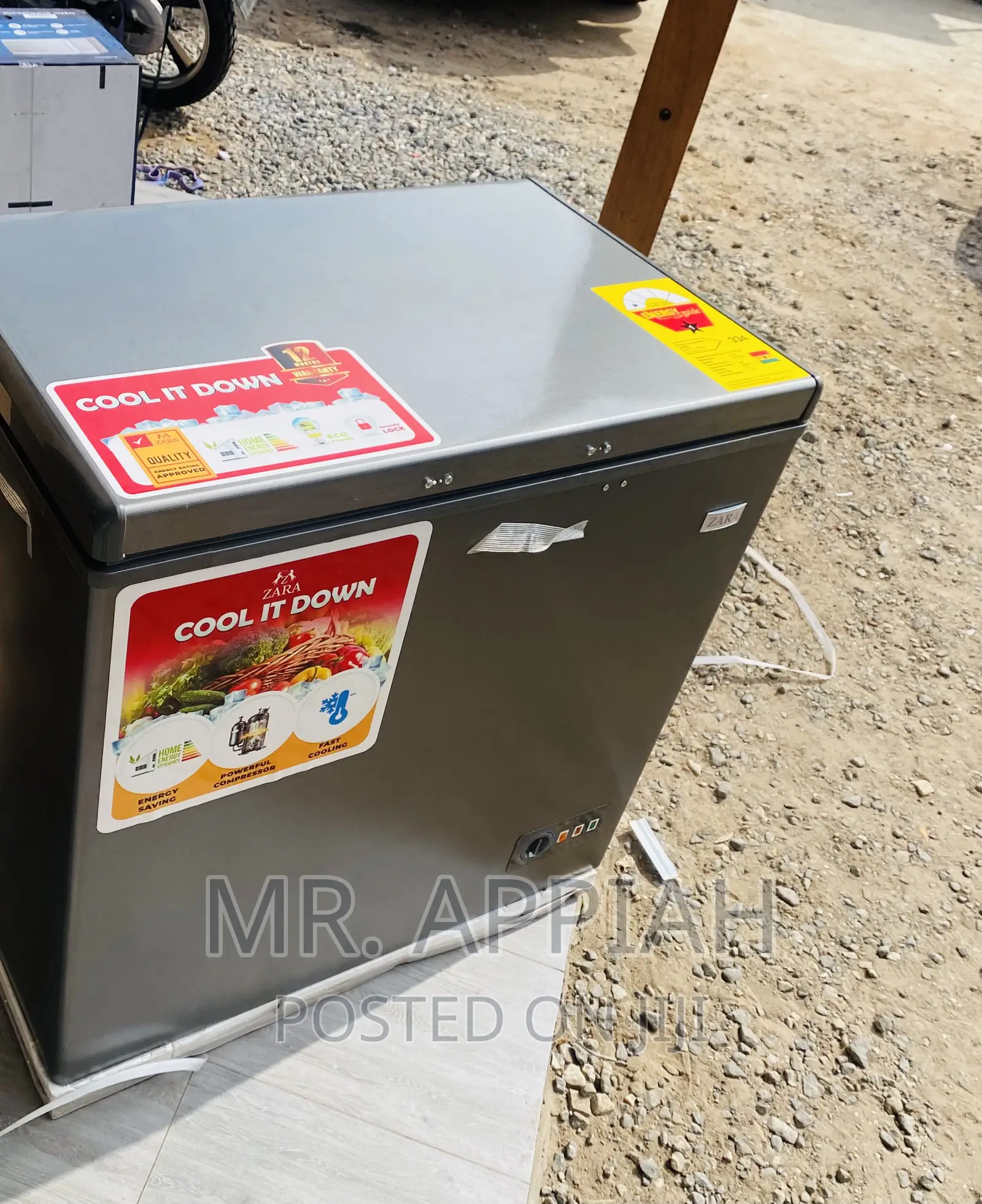 Zara 260 Single Door Electric Chest Freezer.