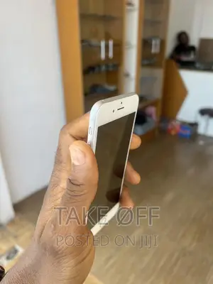 Apple iPhone 6 64 GB Silver