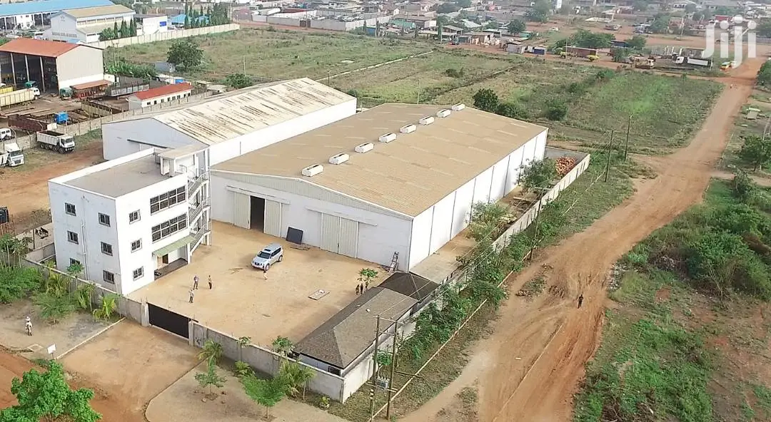 Warehouse and Apartment for Rent at Tema Industrial Area