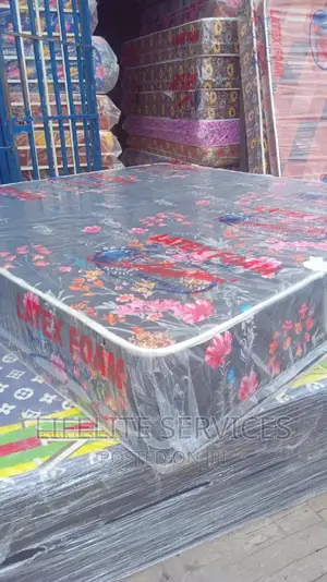 12" Queen Mattress High Density