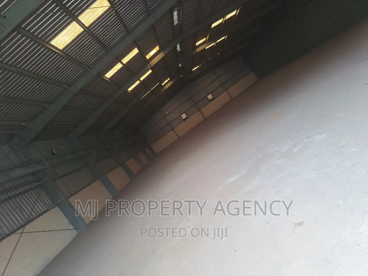 5000 SQM Roadside Warehouse Community 25