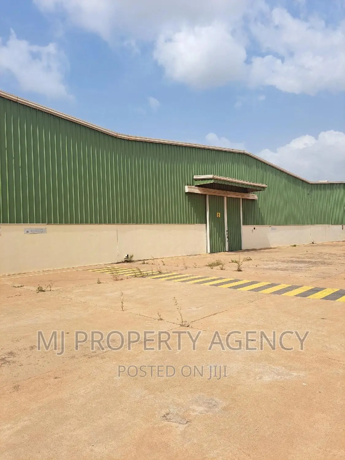 5000 SQM Roadside Warehouse Community 25