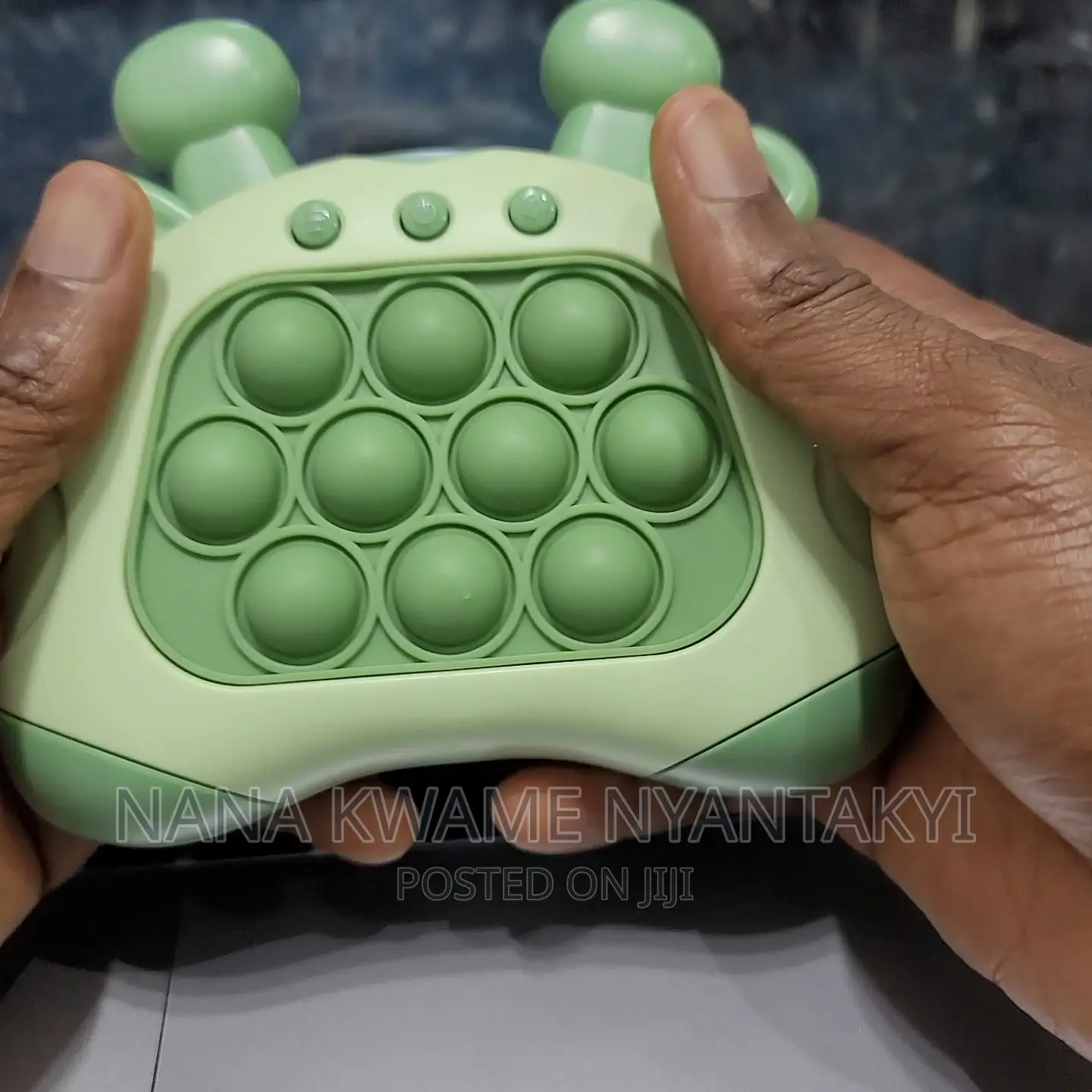Keep Your Brilliant Kids Busy WTH the New Pop It |Green Deer