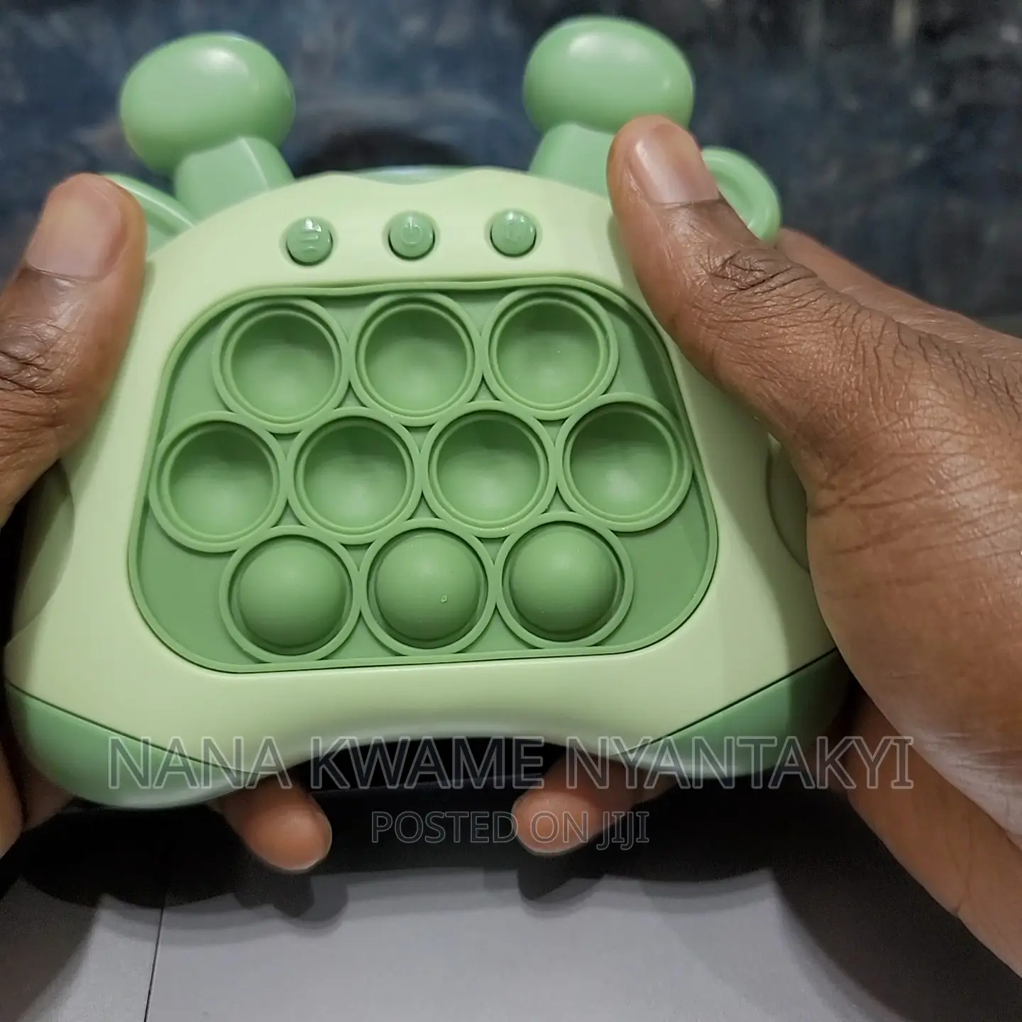 Keep Your Brilliant Kids Busy WTH the New Pop It |Green Deer