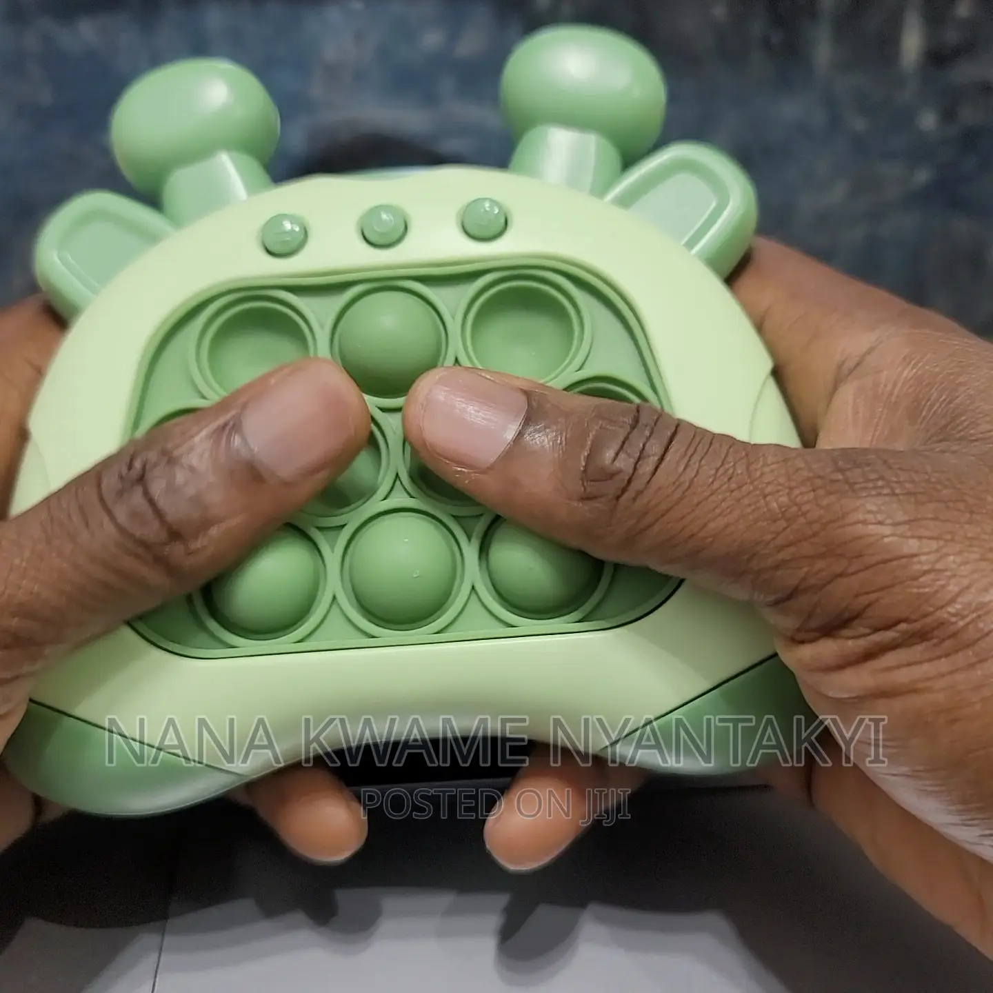 Keep Your Brilliant Kids Busy WTH the New Pop It |Green Deer
