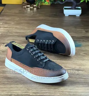Photo - Classic Versace Easy Wear Sneakers