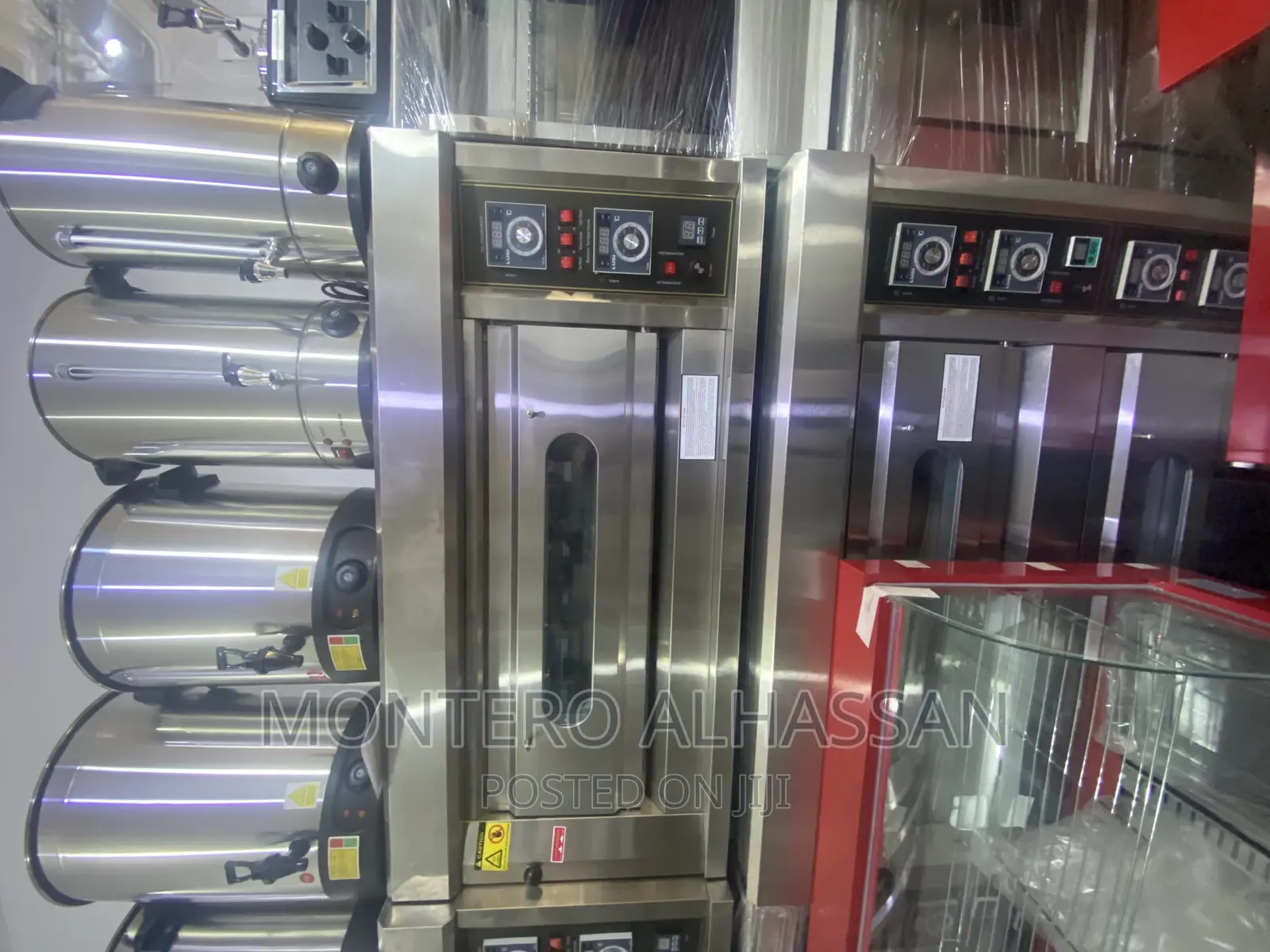 Single Decor Oven With 2 Trays
