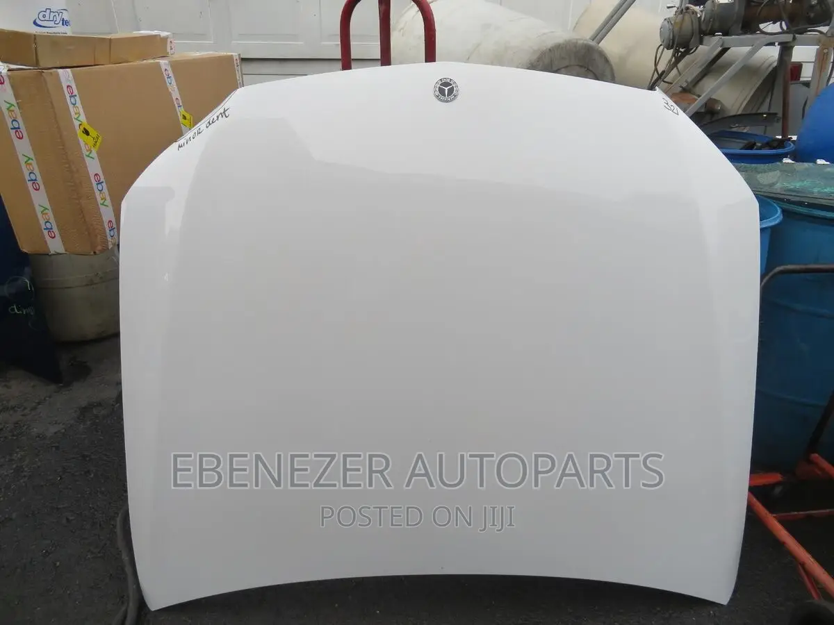 Mercedes Benz W204 C250 Bonnet