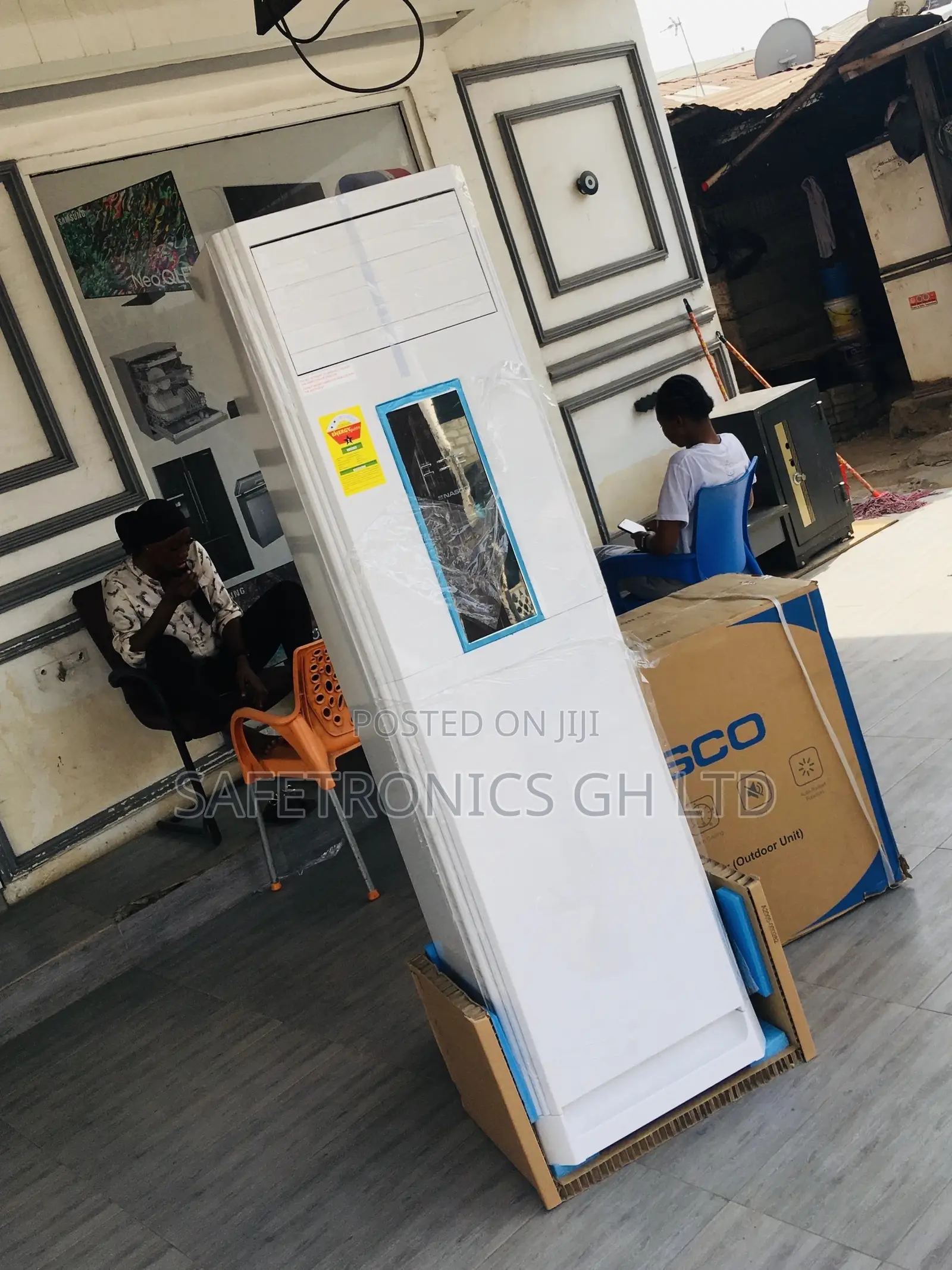 Durable Nasco 2.5hp Split Gas Standing White Airconditioner