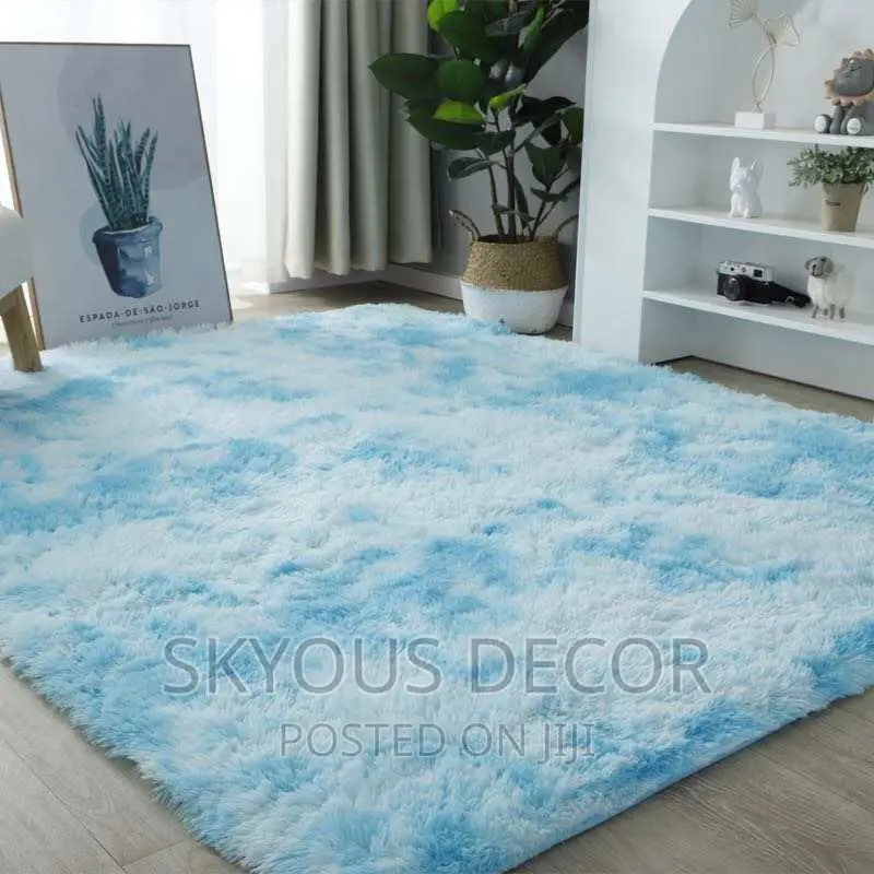 Fluffy Center Carpet (140 by 200cm)