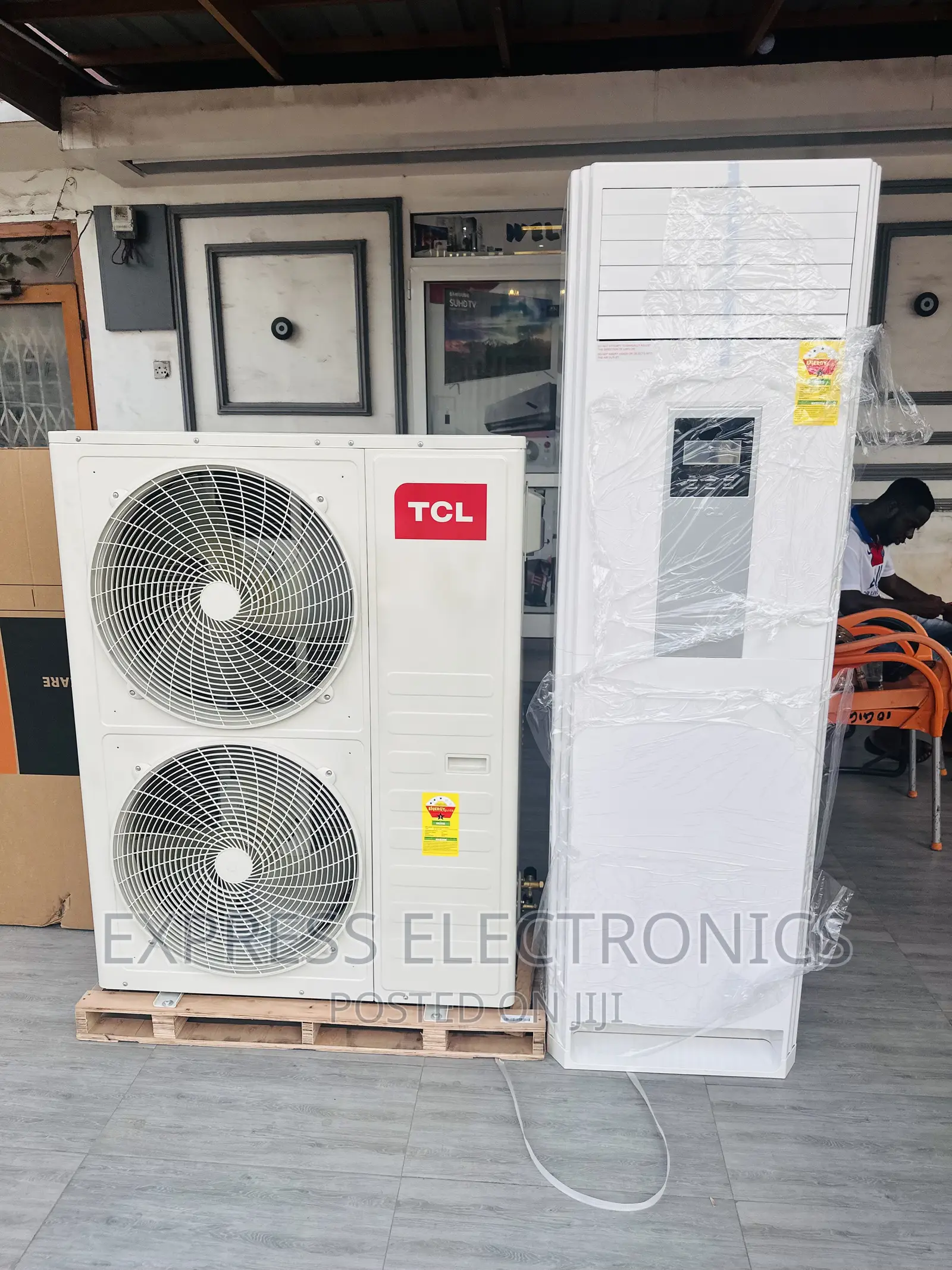 Auto Defrosting Split R410 Gas TCL 5hp AC Floor Standing