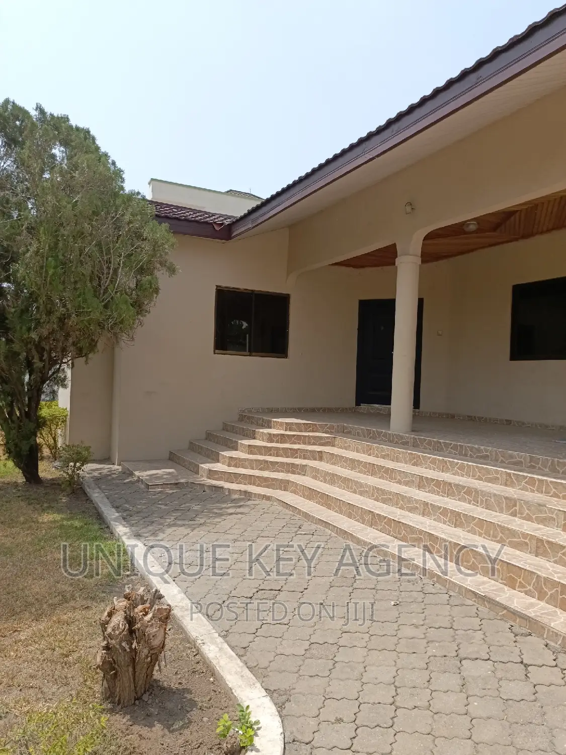 4bdrm House in Unique Agency, Dzorwulu for rent