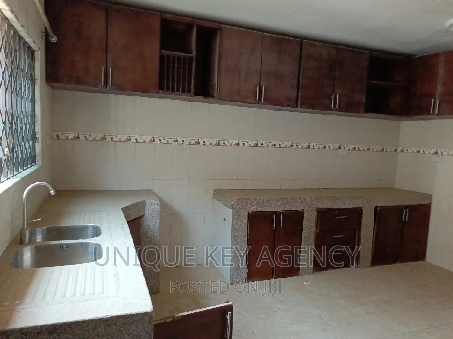 4bdrm House in Unique Agency, Dzorwulu for rent