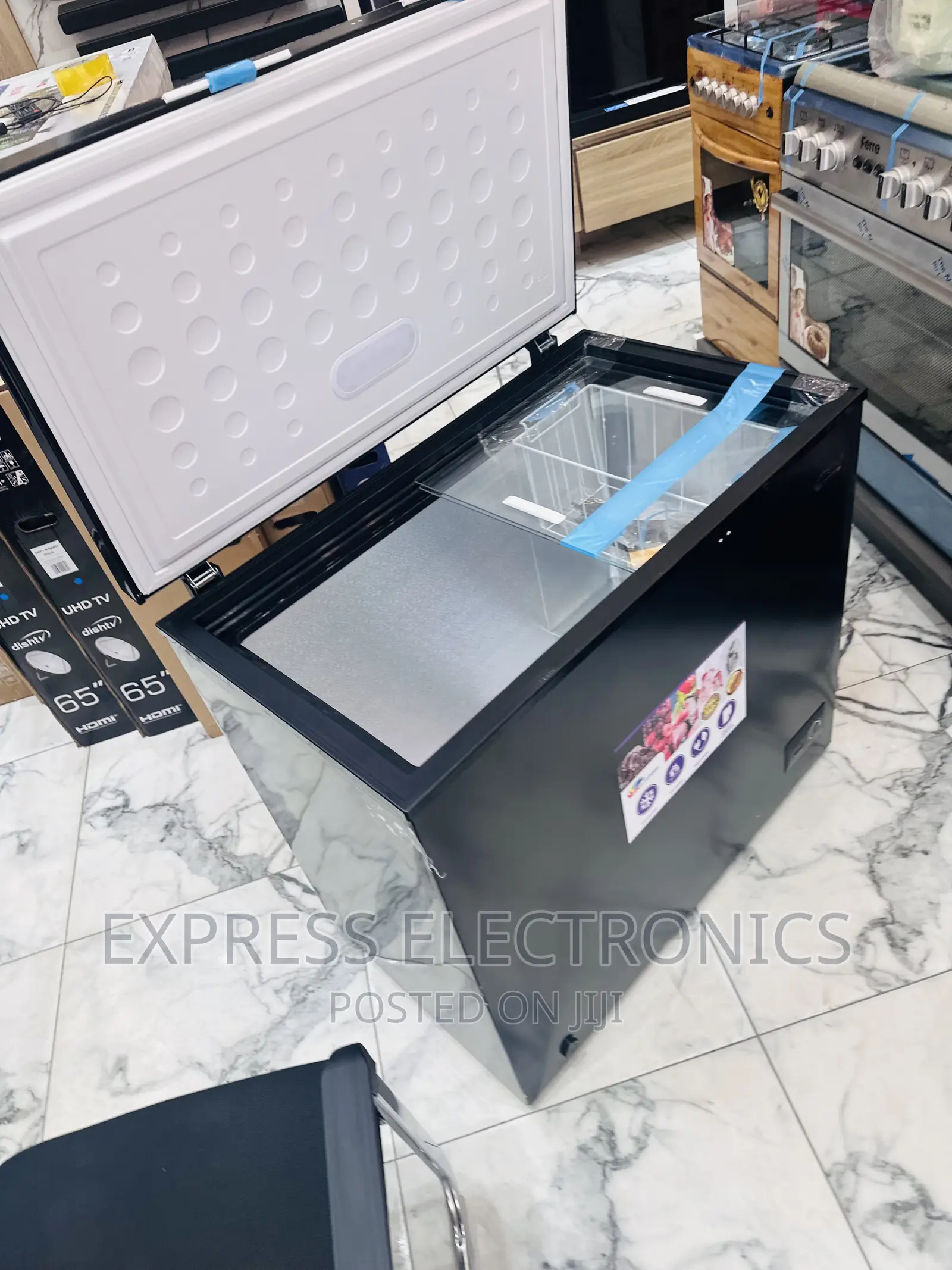 Rainbow  Chest Freezer 200L
