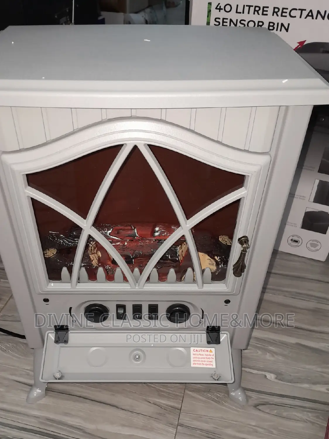 Blaupunkt Log Effect Fireplace