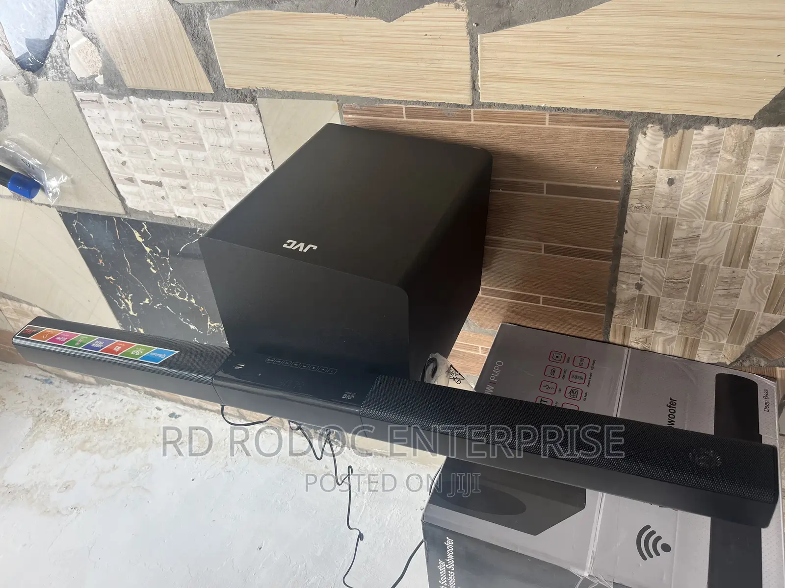 JVC Adjustable Soundbar