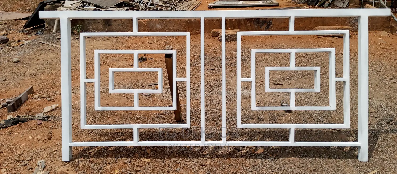 Rectangle Metal Barristers Design