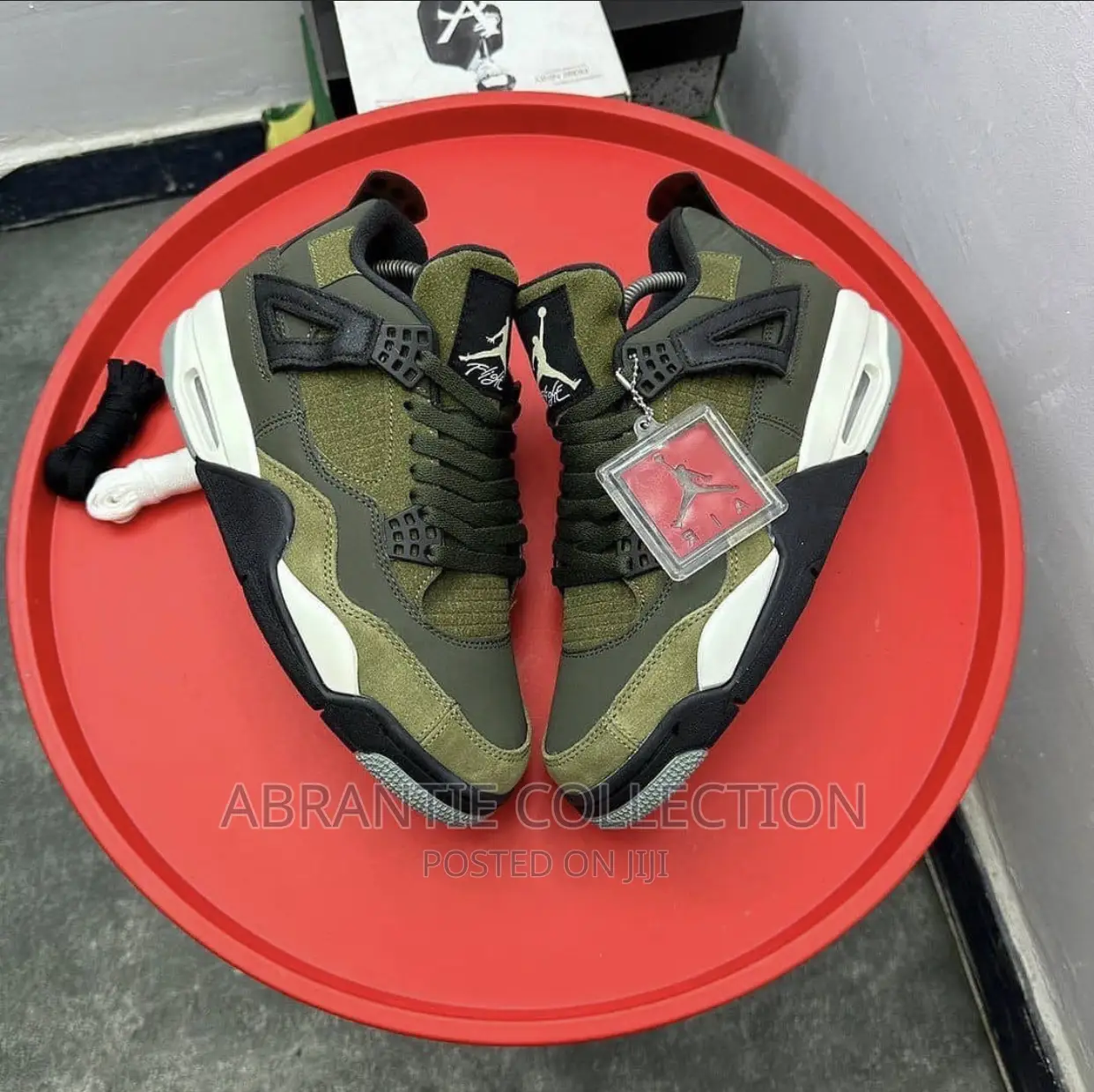 Air Jordan Retro 4 SE Craft Olive