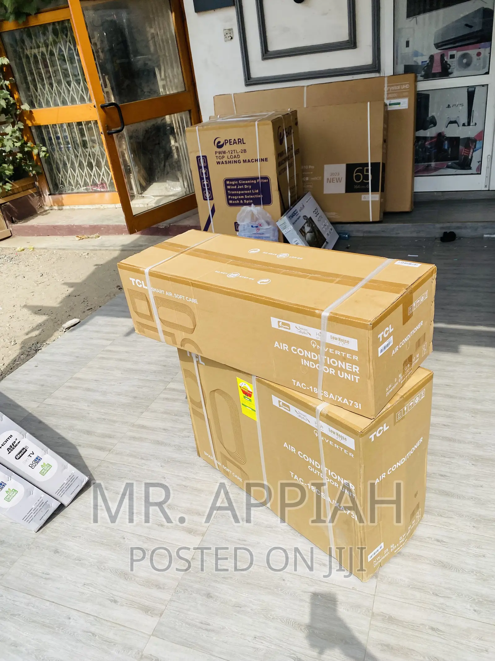 Extremely Chilling TCL 2.5hp Split Type Air Conditioner.