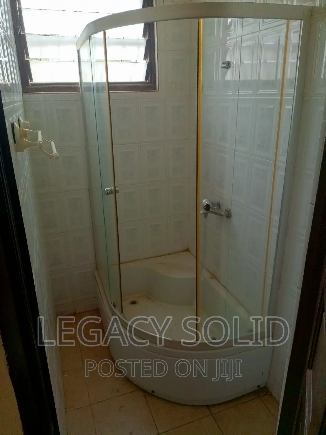 4bdrm Apartment in Legacy Solid Real, Teshie-Nungua Estates for rent