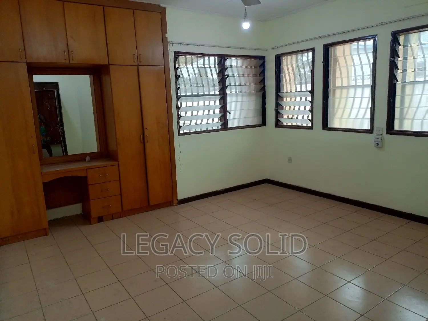 4bdrm Apartment in Legacy Solid Real, Teshie-Nungua Estates for rent