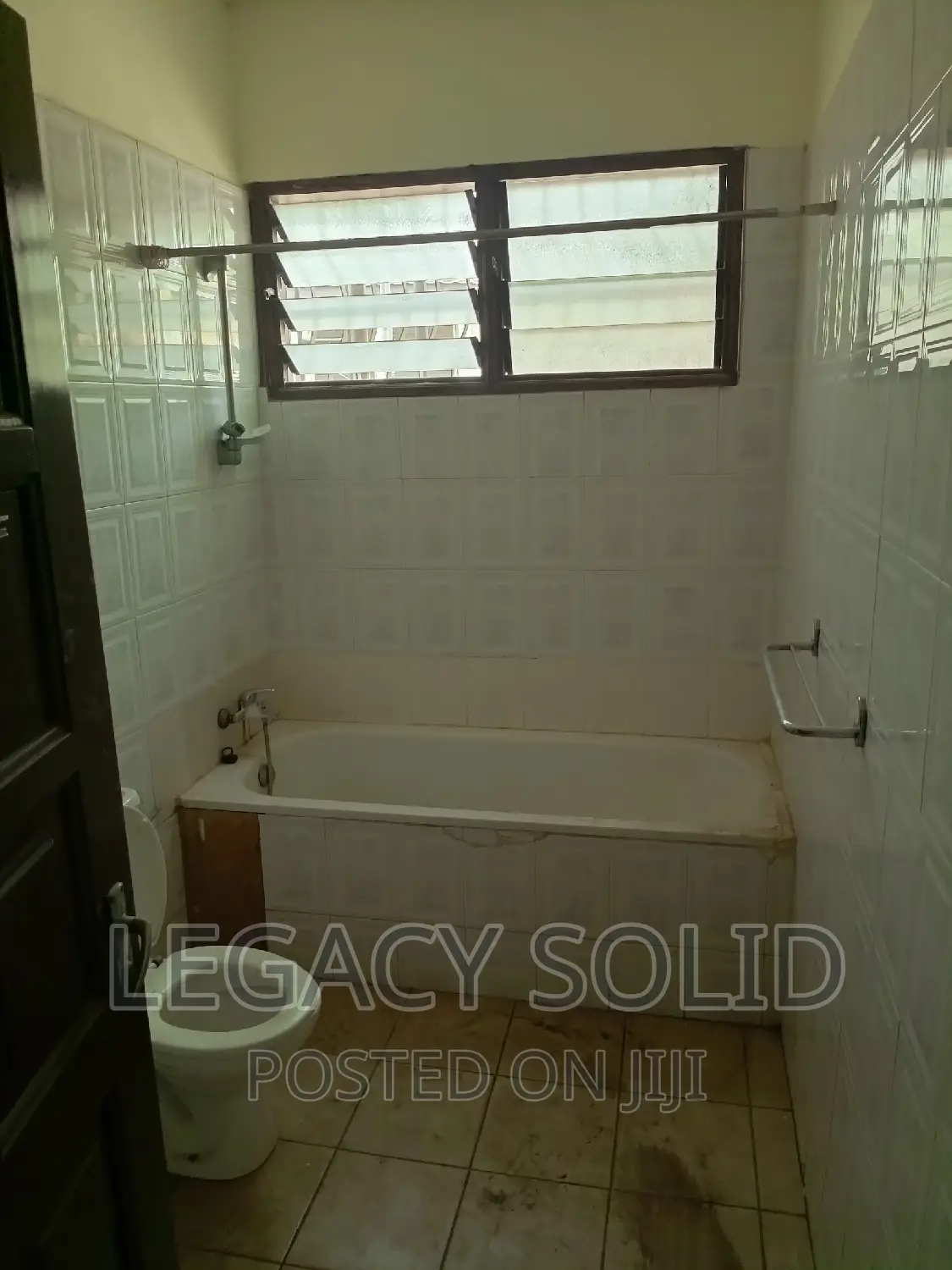 4bdrm Apartment in Legacy Solid Real, Teshie-Nungua Estates for rent