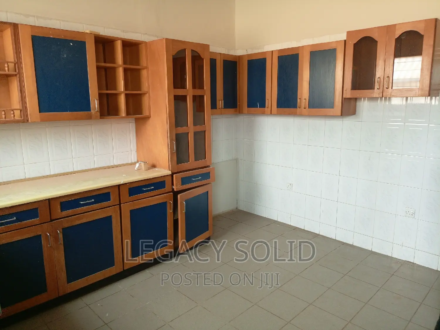4bdrm Apartment in Legacy Solid Real, Teshie-Nungua Estates for rent