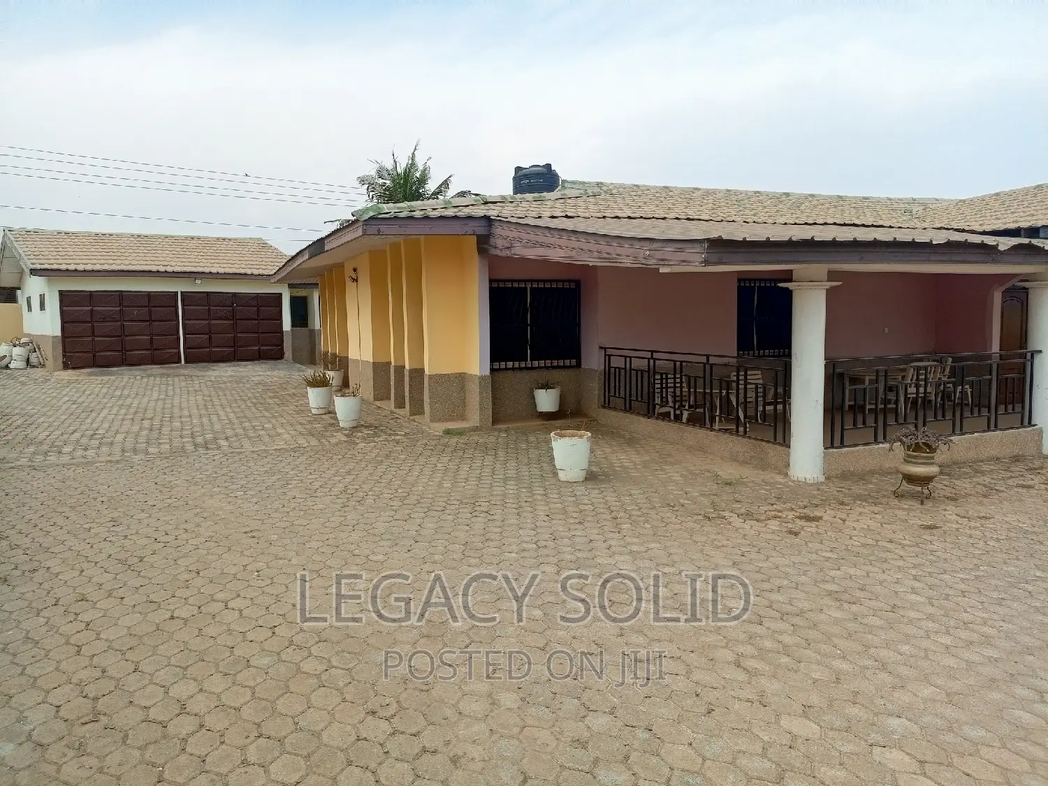 4bdrm Apartment in Legacy Solid Real, Teshie-Nungua Estates for rent