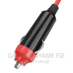 Vehicle Multi-Functional 220 Volts Inverter