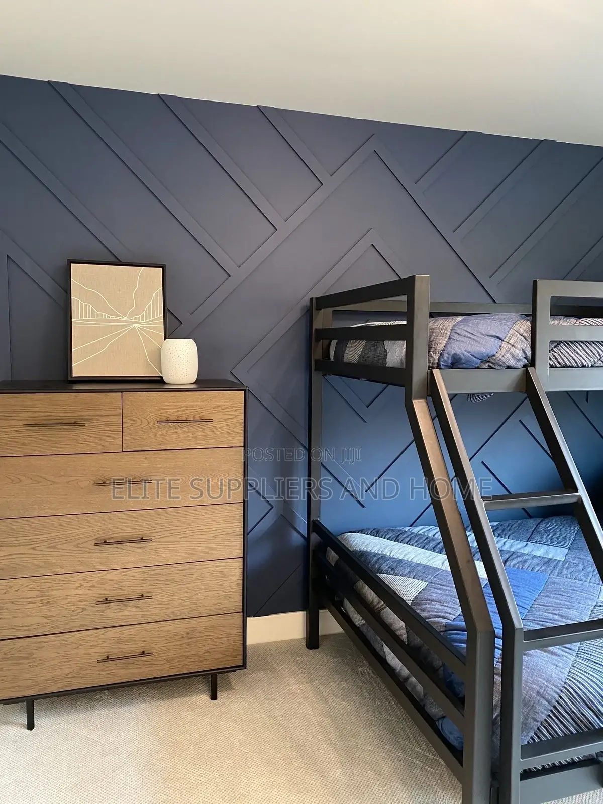 Bunk Bed /Twin Bed ( Double + Single)