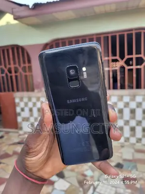 New Samsung Galaxy S9 64 GB Black