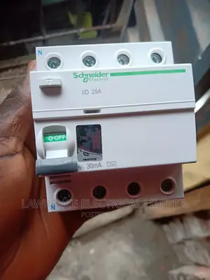 25amp RCCD Schnider 4pole