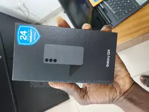 New Samsung Galaxy S24 256 GB Gray