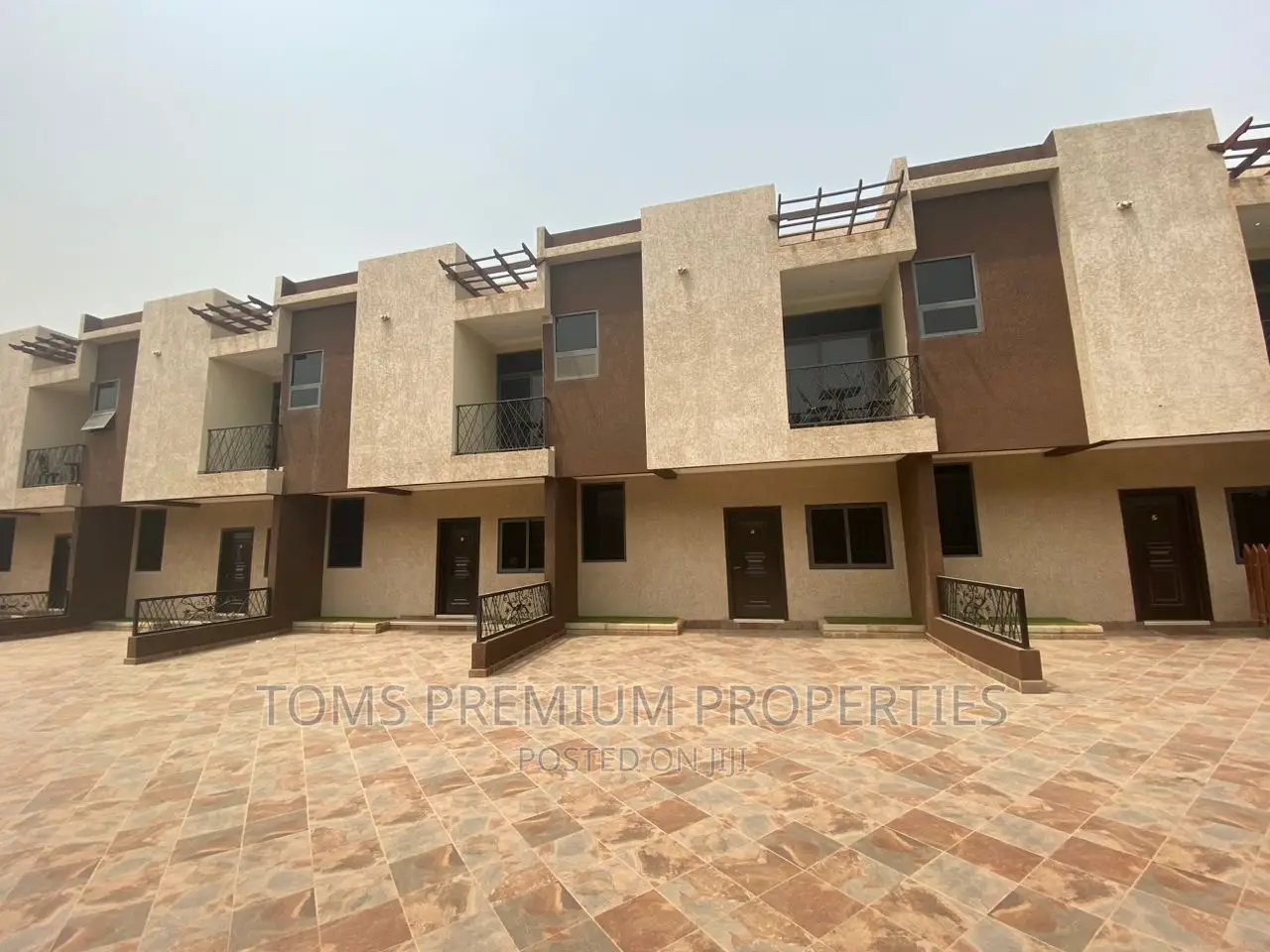 Furnished 2bdrm Apartment in Green Court, East Legon for rent