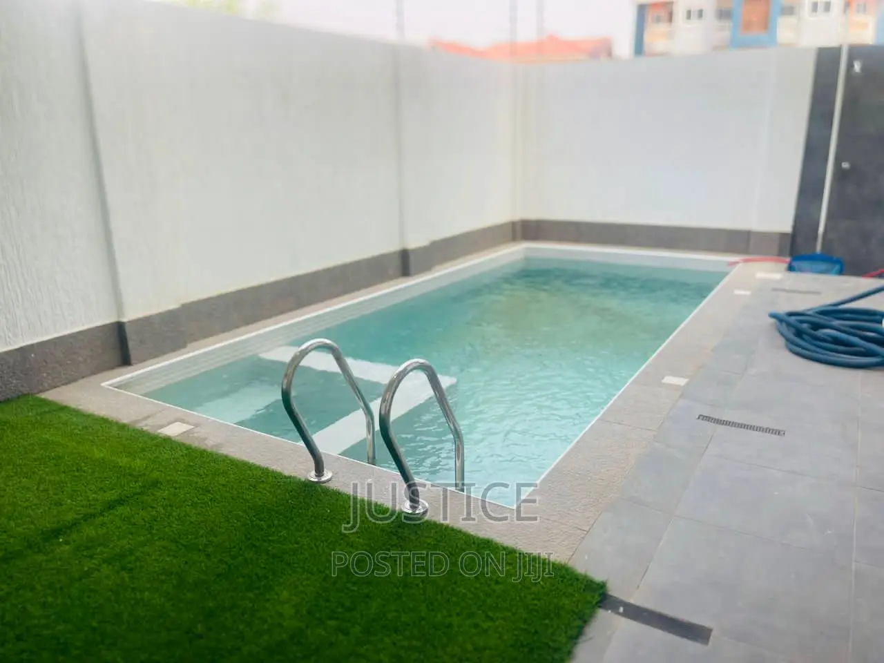 4bdrm Duplex in East Legon Hills for sale