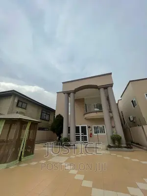 Furnished 4bdrm Duplex in East Legon for rent