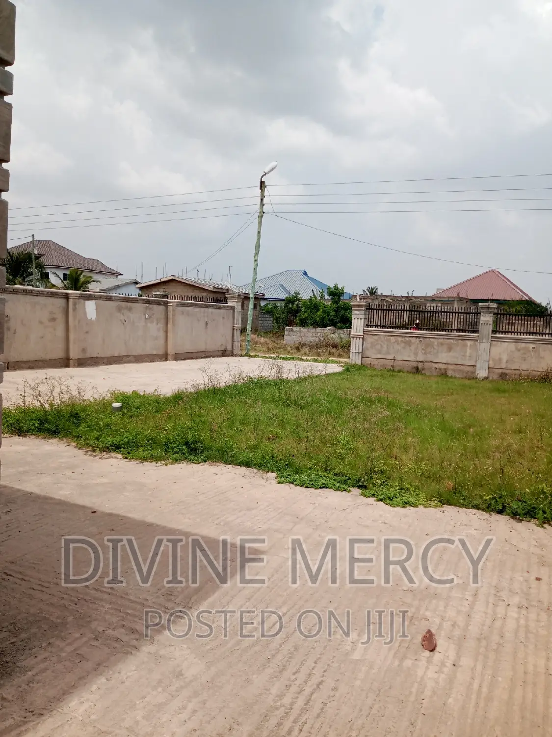 3bedroom House 4 Sale Tuba Road