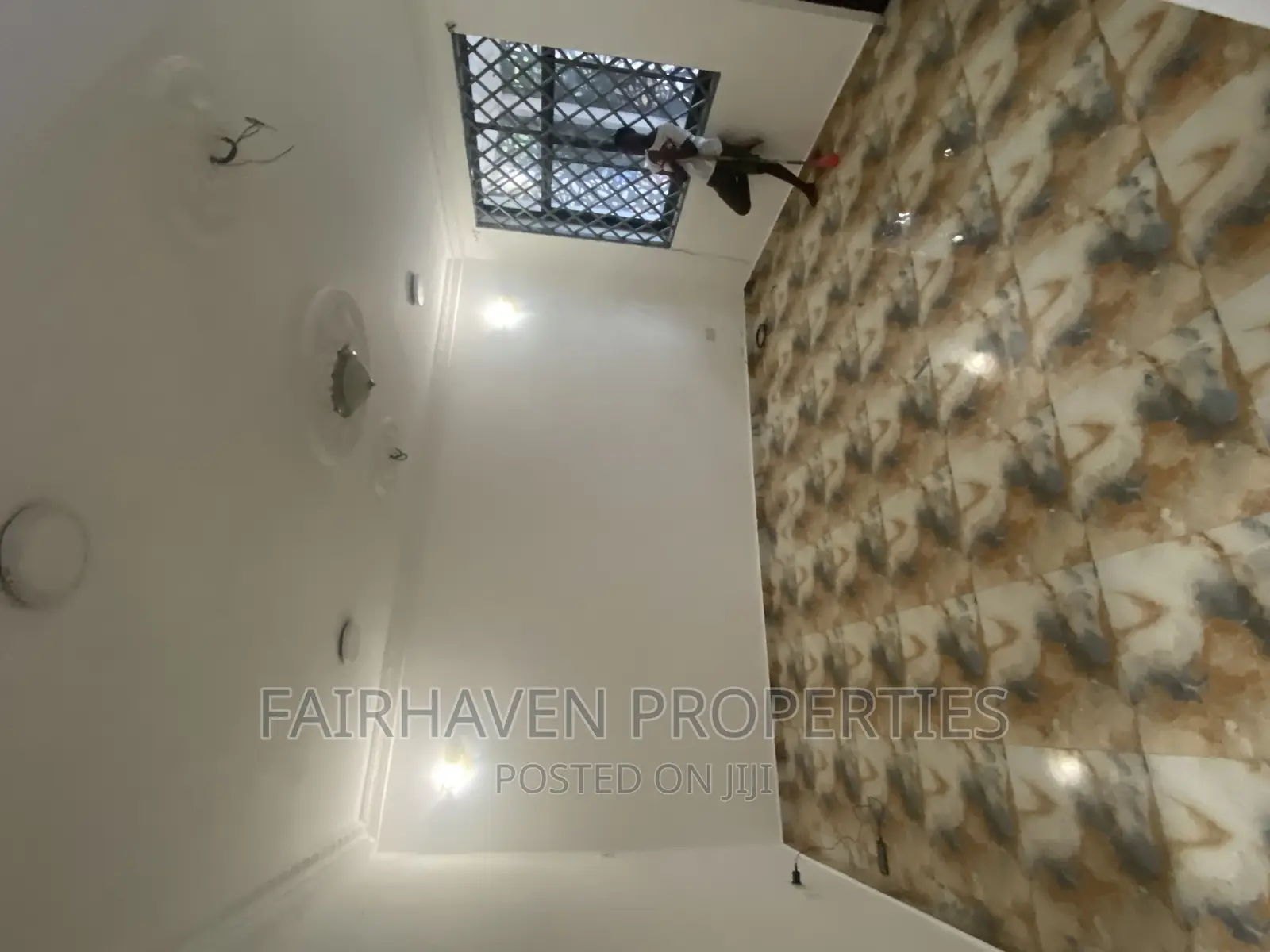 2bdrm Apartment in East Airport Mahama for rent