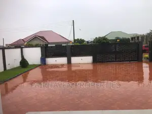 4bdrm House in 25, Tema Metropolitan for sale