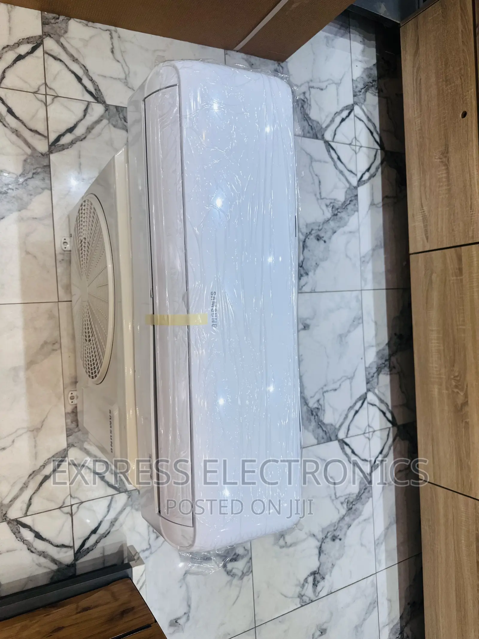 High Quality Sleek Samsung 2.5hp AC Best Sale