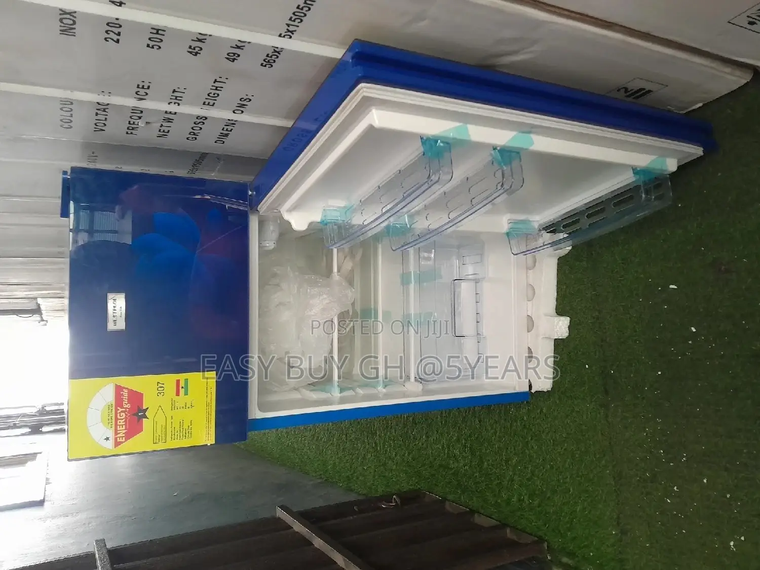 Fresh in Box Modern Refrigerator Westpool