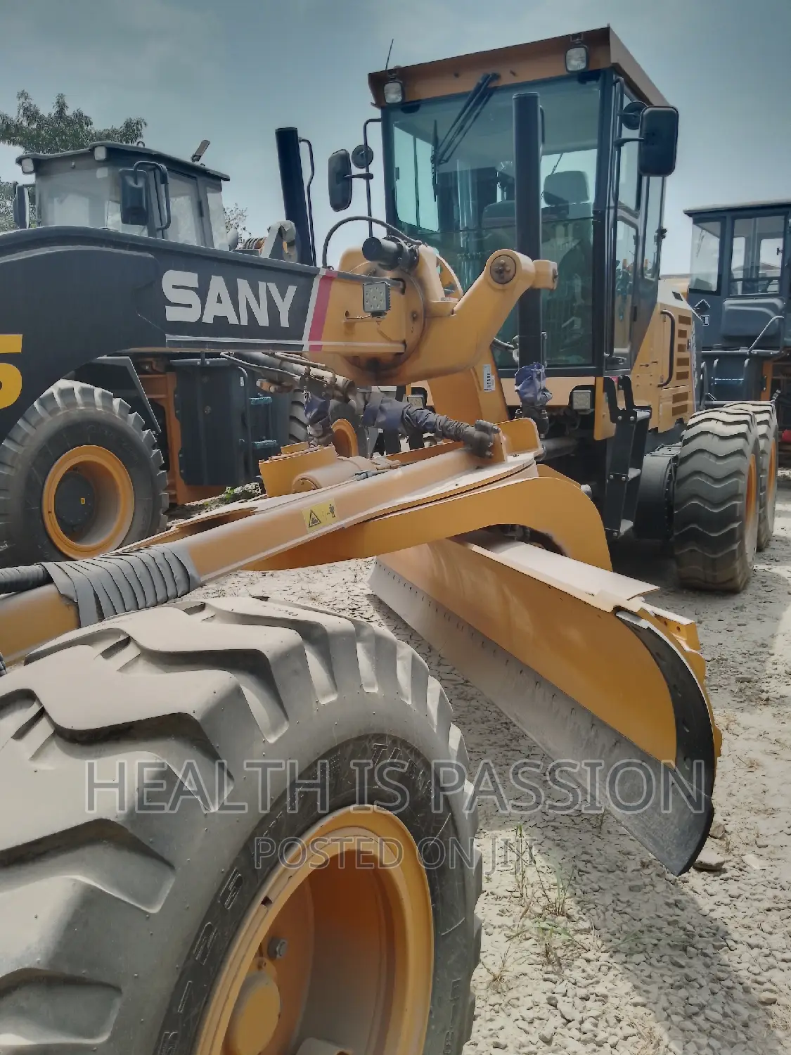Brand New Robust Grader Sanny for Sale Only